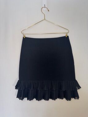Sexy Black Mini Skirt with Pleated Double-Ruffle Hem 💝
